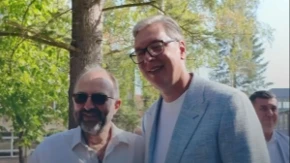 Vučić se slikao sa Tikom Špicem! "Znam čoveka, znam šta radi, dočekao sam ga kako treba"