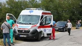 Lančani sudar tri automobila kod Obrenovca: Dvojica vozača teško povređena