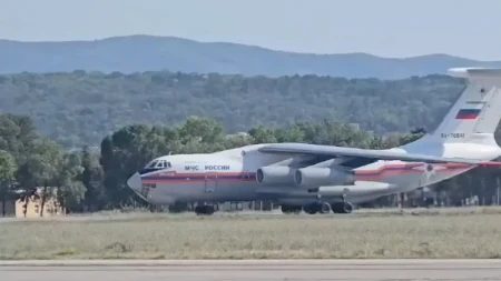 Ruski džin prvi put gasio vatrenu stihiju na Stolovima: Iljušin u četiri naleta izbacio 168 tona vode 