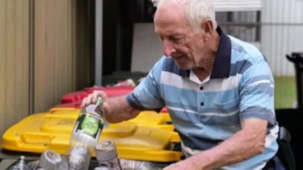 Ovo topi srca: Godinama je skupljao konzerve i plastične flaše i zaradio silne pare - imao je samo jedan cilj