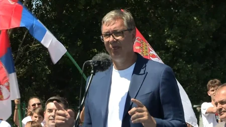 Admir se požalio Vučiću da 10 godina radi na zamenama: Predsednik mu odmah ponudio mogući izlaz