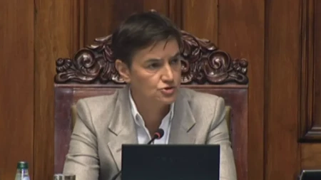 Orilo se u Skupštini! Brnabić očitala lekciju blokaderima koji priznaju lažnu državu Kosovo (VIDEO)