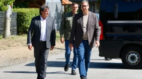 "Je l' ste videli vatromet ili slavlje?" Vučić brutalno o opoziciji:  Godinu i po dana tražili izbore, sad kukaju jer znaju kakav će rezultat biti