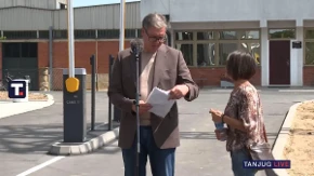 Gospođa pružila Vučiću papire i iznela problem: Predsednik se okrenuo ka Gašiću, pa dao rok
