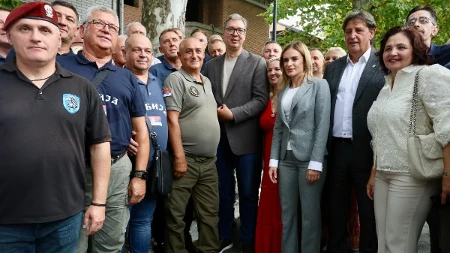 Vučić juče bio u celodnevnoj poseti Rasinskom okrugu: Srbija se nikad nije više gradila, a tek će!