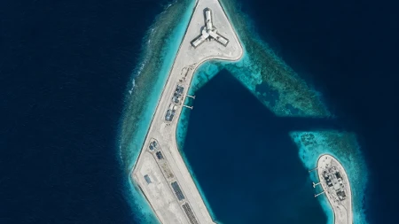 Sateliti otkrili kinesku vojnu ekspanziju: Na veštačkom ostrvu niče ogroman kompleks