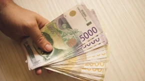 Nemate bankovni račun, a čekate 6.000 dinara - evo gde će vam novac biti isplaćen