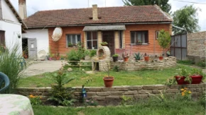 Za 20.000 evra prodaju celo domaćinstvo kod Subotice! Kuća, još jedan objekat, garaža i 17 ari placa