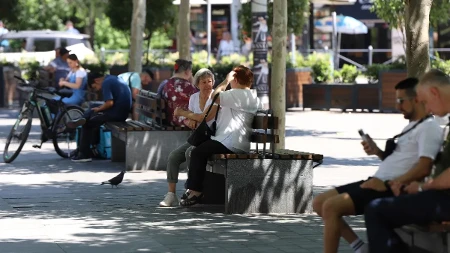 Stiže još topliji talas: Temperatura prelazi 35 stepeni, RHMZ izdao važno upozorenje