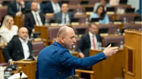 Knežević: Ko tvrdi da je Ulcinj crnogorski grad, nek ode tamo i traži da se isključi muzika gde se peva o Ademu Jašariju