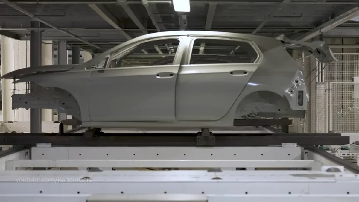 Volkswagen kreće u veliku "seču" menadžmenta: Četvrtina rukovodećih pozicija biće ukinuta