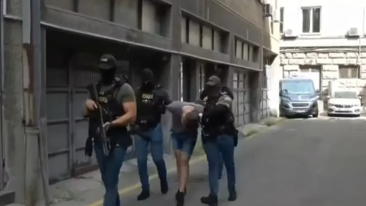 Bacio bombu na kuću na Novom Beogradu! Vratio se vratio posle mesec i po dana,pa bacio drugu bombu (VIDEO)