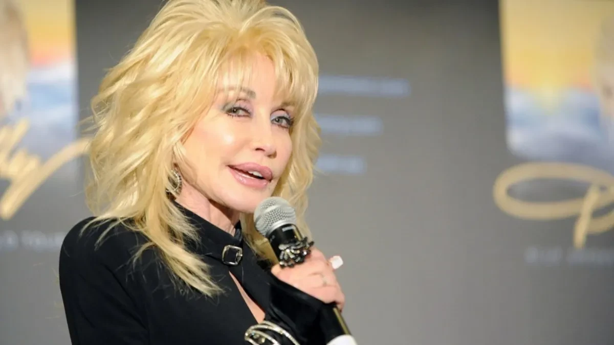Svet se oprašta od legendarne Doli Parton: Pamtićemo je po ovim hitovima
