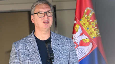 "Vrlo specifičan crni humor" Vučić odgovorio na navode iz Hrvatske o "srpskom kukavičluku i hrvatskom junaštvu"