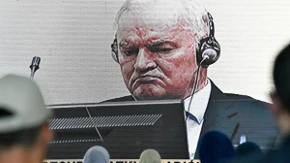 "Ili je tužitelja pojela zmiju, ili NATO optužnicu" Kako je Mladić oštrim jezikom postrojavao Hag