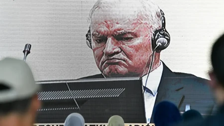 "Ili je tužitelja pojela zmiju, ili NATO optužnicu" Kako je Mladić oštrim jezikom postrojavao Hag