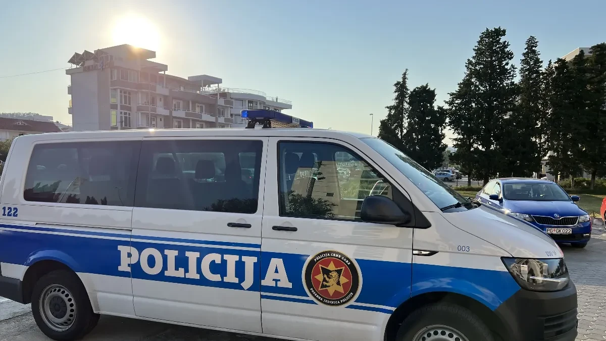 Šefa kavčana iz Podgorice policija našla između dva zida!: Radoslav Stanišić (42), jedan od vođa kriminalnog klana, uhapšen u porodičnoj kući