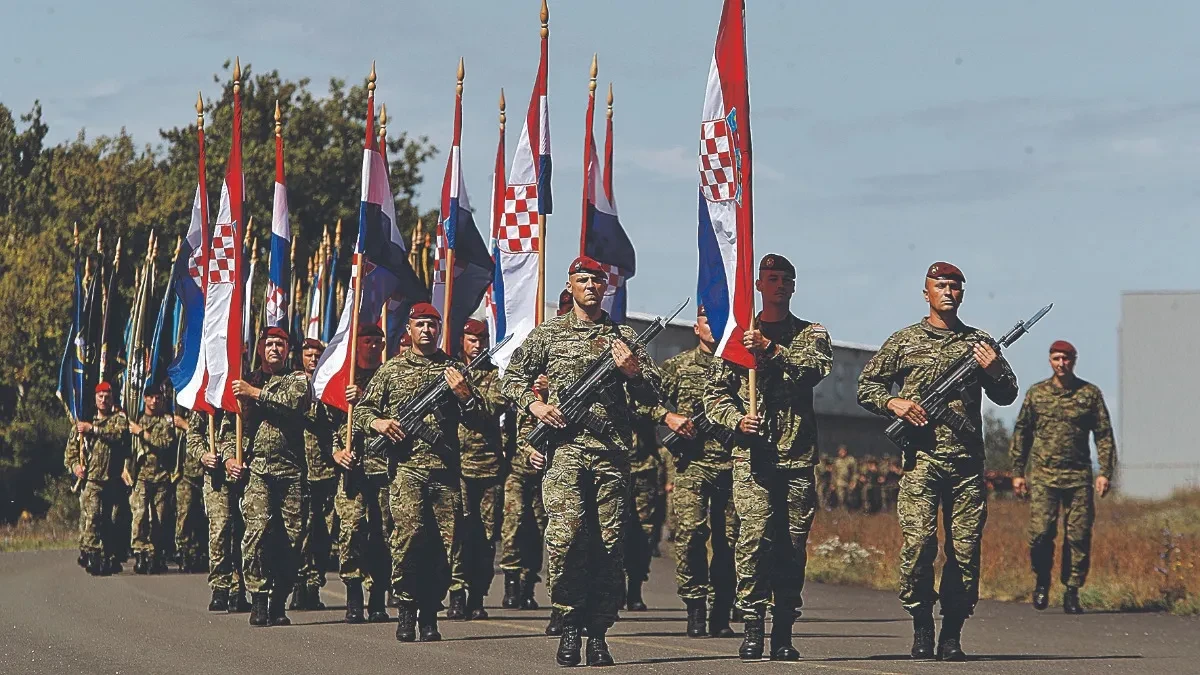 Hrvati priznali da je srpska vojska mnogo jača od njihove: Mi imamo oružje još iz JNA, a Srbija je vojna sila
