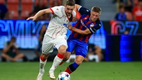 Zvezda u velikom problemu! Dva penala, crveni karton, Viktorija se vratila u život