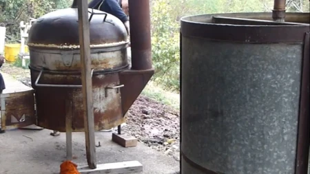 Od šljive do šačice: Ovako se pravi domaća rakija, a jedan detalj odlučuje kakva će biti