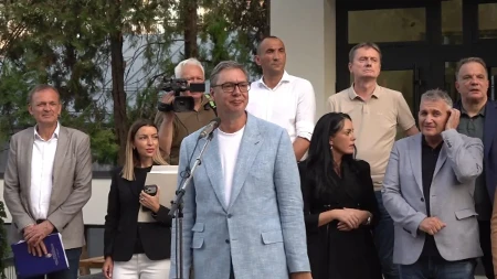 "Lično ću da se postaram" Predsednik Vučić dao obećanje gospođi iz Loznice! 