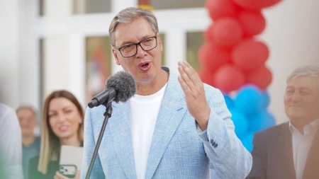 Vučić sa narodom u Mačvi: U Srbiji sam rođen, u Srbiji ću umreti (FOTO/VIDEO)