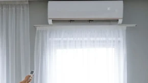 Jedno dugme na daljinskom pokreće čišćenje klime: Uređaj sam uklanja vlagu, neprijatne mirise i buđ