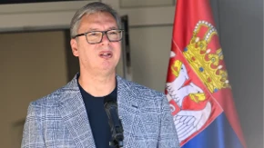 Suze ove devojčice obišle su Srbiju: Vučić još jednoj porodici rešio tešku situaciju (VIDEO)