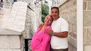  Prvo oglašavanje Dee Đurđević nakon što je mala Iris stigla u porodični dom! Voditeljka puca od sreće