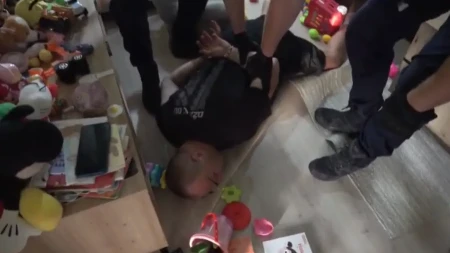 Uhapšen mladić (20) koji je navodno naručio napade na lokale i kuću! Bombaši radili za novac?