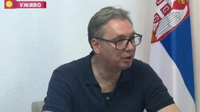 "Mi smo dobri prijatelji i to da promene ne mogu" Vučić ugostio meštane u porodičnoj kući u Čipuljiću