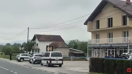 Davor Dabić ranjen u glavu ispred kafićai! Napadač mu prišao, izvadio pištolj i pobegao između zgrada