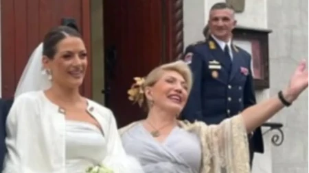 Evo kako se zove unuk Suzane Mančić: Brigadni general i ćerka voditeljke za sina izabrali ime sa jakim značenjem