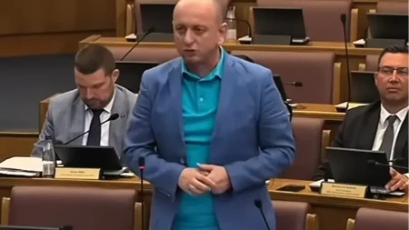 Brutalan progon Srba u Crnoj Gori! Krivične prijave protiv Kneževića i mitropolita Metodija zbog generala Mladića
