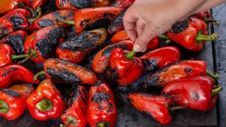 Paprike za ajvar oljuštim očas posla! Bakin starinski trik me spasio mučenja