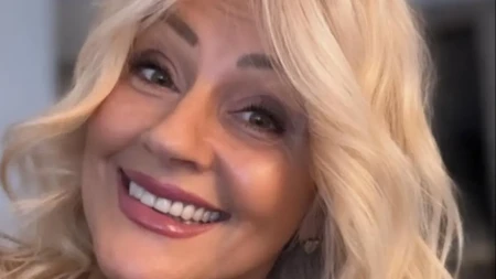 Slavica Rokvić ima savršene nokte, bez skupog manikira! Utrlja samo 2 sastojka iz kuhinje, nokti postaju čvrsti