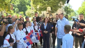 "Zapamtite, biće Aleksa veliki političar" Vučić razgovarao sa mališanima u Jezeru