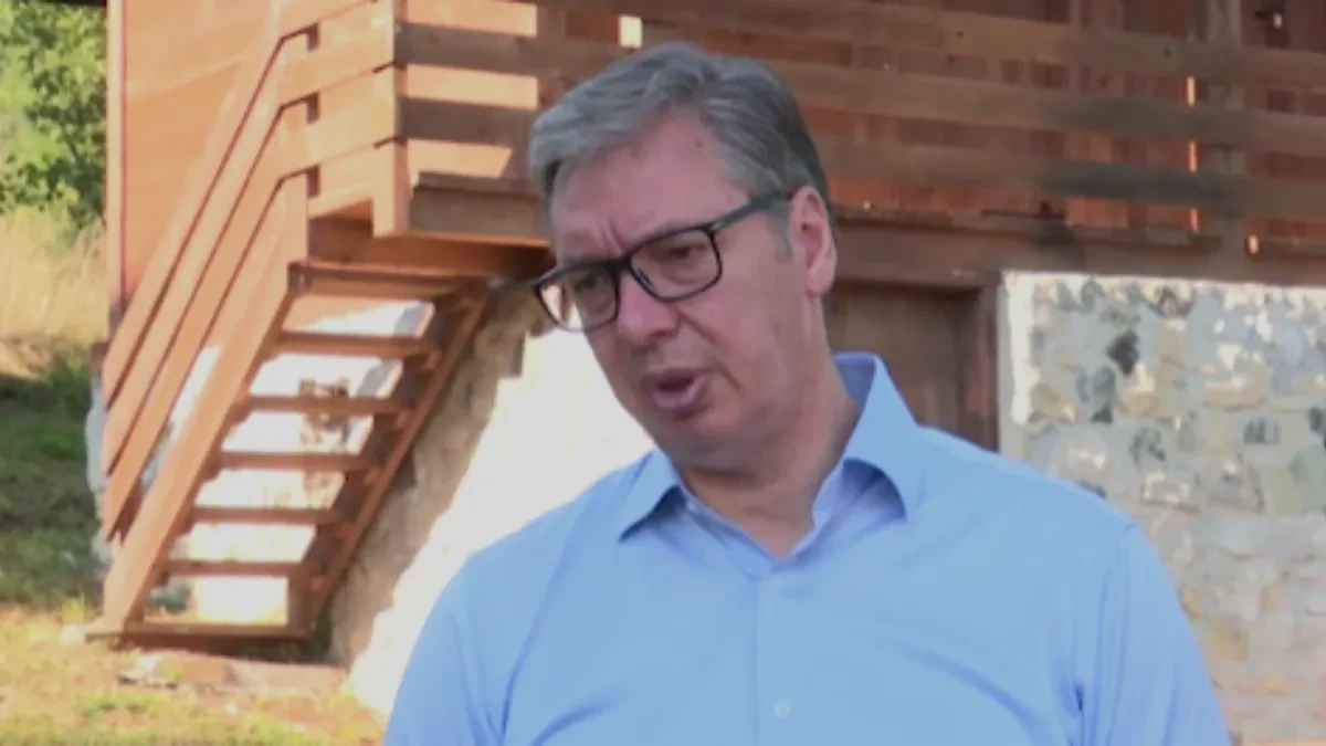 "Nema opasnosti od nestanka struje" Vučić o situaciji sa energentima: Tržište nafte donosi nove probleme