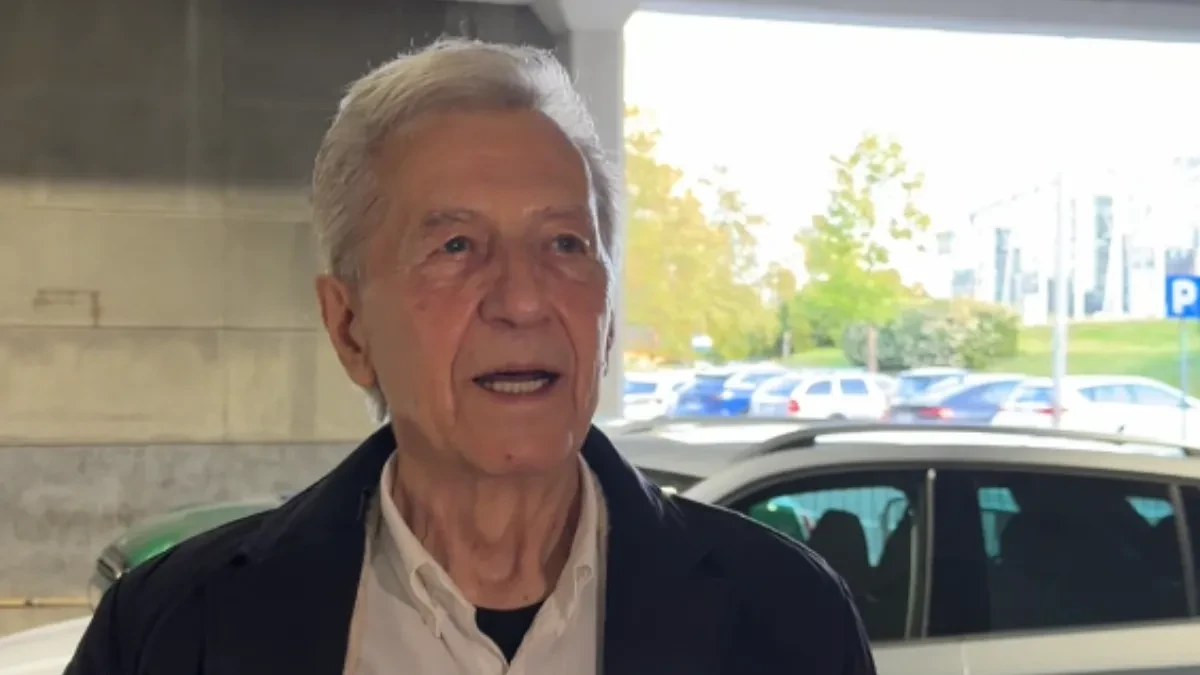 "Nikada mi nije bilo teže, više neću uzeti mikrofon u ruke" Miroslav Ilić neutešan nakon smrti, ovo ga je potpuno slomilo