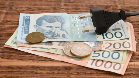 Svakog meseca bacate novac za struju, a da to i ne znate: Ovih 10 trikova može da vam uštedi i do 50.000 dinara godišnje