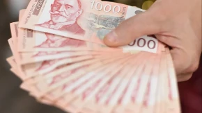 Stiže novih 18.000 dinara pomoći, odluka je doneta: Na novac mogu da računaju ovi građani