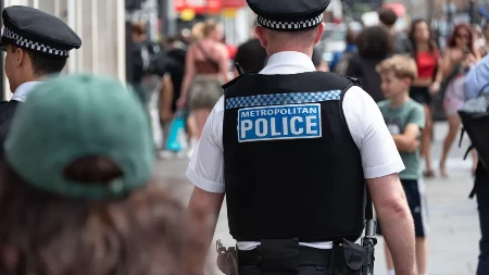 Žena nožem izbola više ljudi: Horor u Londonu!