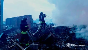 Mrak u tri ukrajinska grada: Žestoki vazdušni napadi na energetske objekte DTEK-a!
