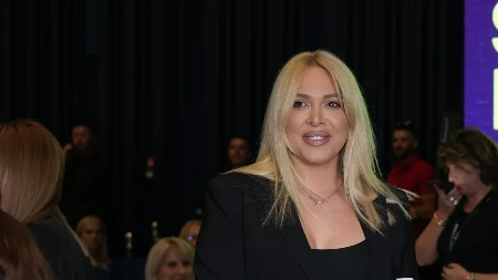 Hitno prekinut koncert Milice Todorović! Sve je stalo kada se on pojavio blizu bine! 