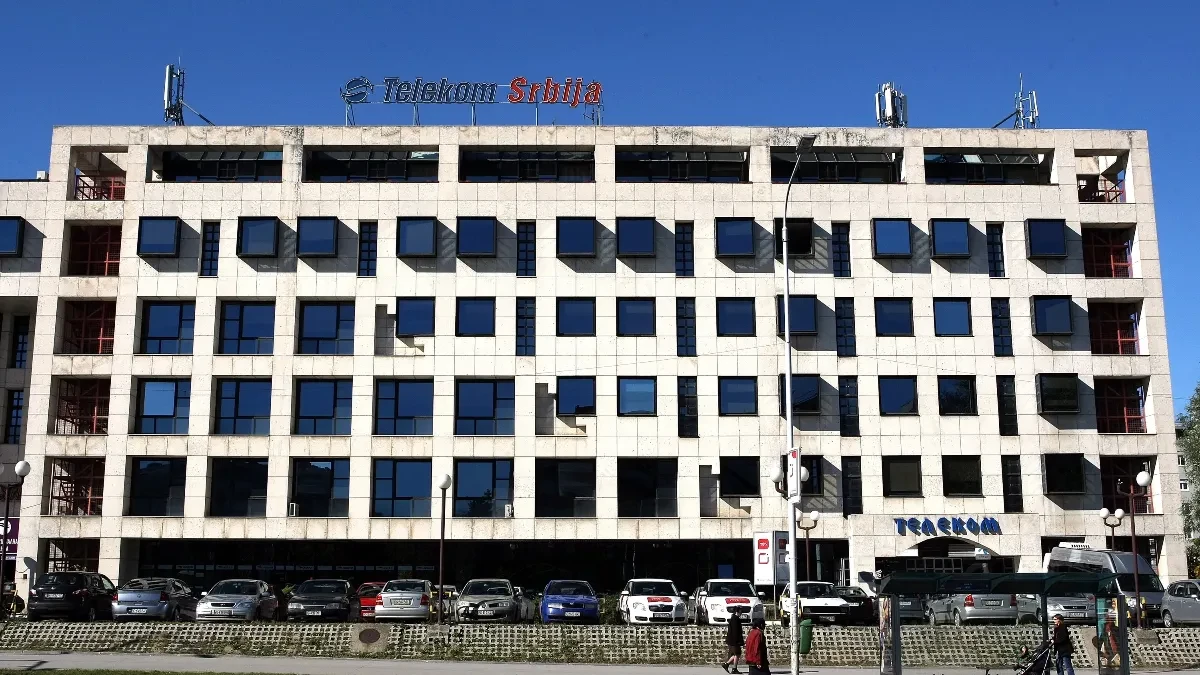 Uprkos pritiscima, Telekom Srbija gradi, zapošljava i širi mrežu na KiM