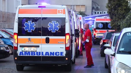 Težak udes kod Tutina: Žestok sudar terenca i automobila, dve osobe teško povređene