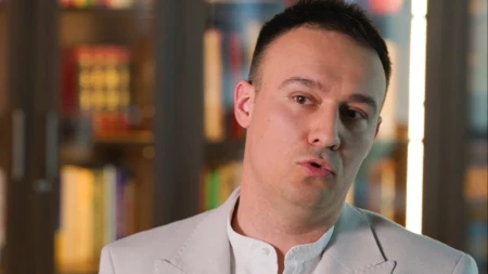 Kredit ili korporativne obveznice? Stručnjak objašnjava šta kompanije najčešće previde kada biraju izvor finansiranja