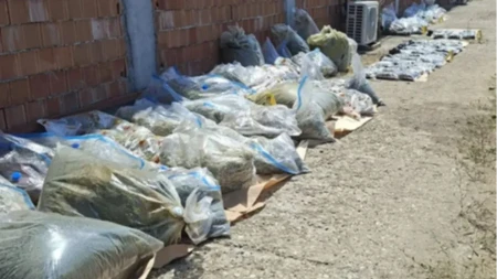 Zaplenjeno pola tone droge: Detalji spektakularne akcije u Smederevu (FOTO)  