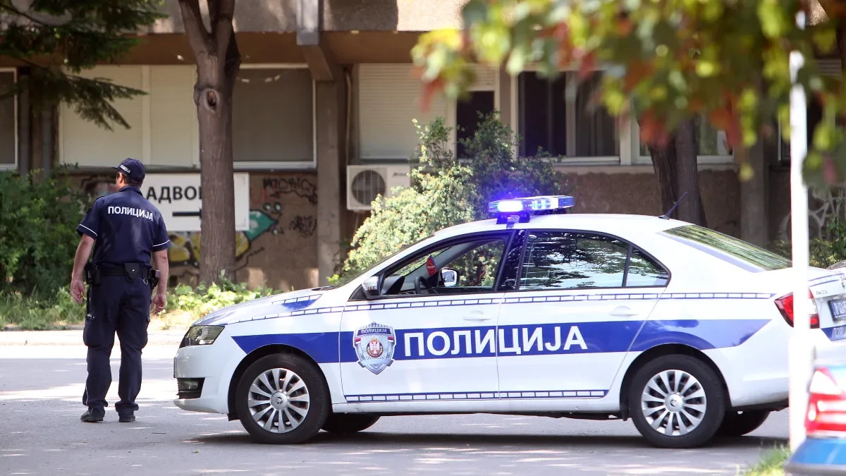 Izrešetao majku jer mu je oduzela igricu! Pozvao policiju i rekao: "Ubio sam mamu, ne šalim se"