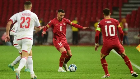 Holanđani u šoku što je Srbin potpisao